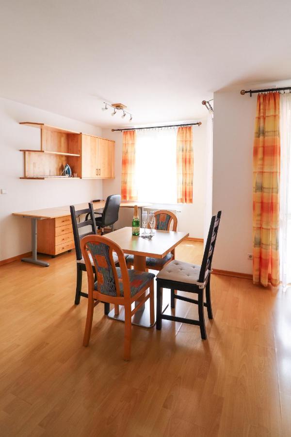 Cozynite Premium Apartment Schoenbrunn 2 Wina Bagian luar foto